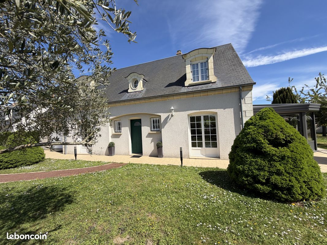 Maison 7 pièces 170 m² · à Savonnières · 170 m² · 454 000 €