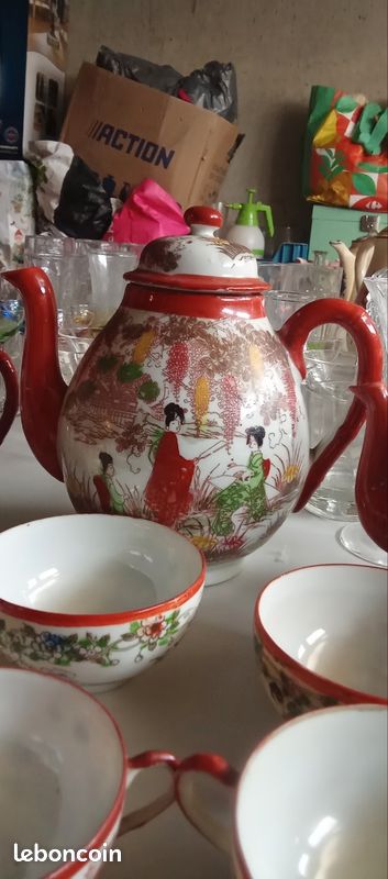 Service à thé en porcelaine japonaise de style Satsuma (image 3)