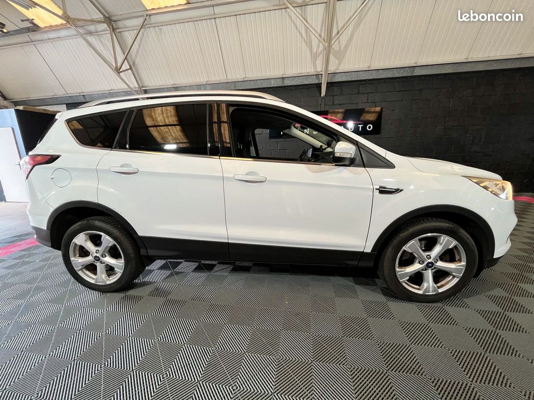 Ford KUGA Business Nav (image 2)