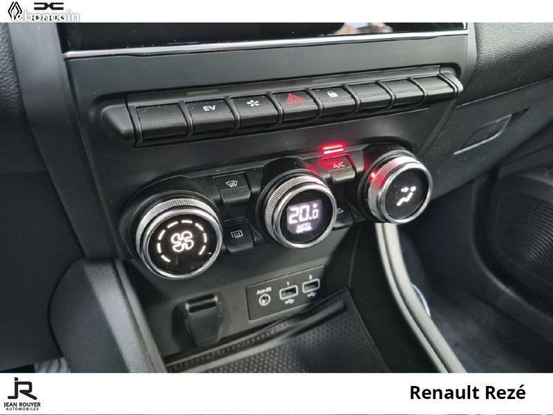 Renault Captur 1.6 E-Tech hybride 145ch Techno Fast Track (image 19)