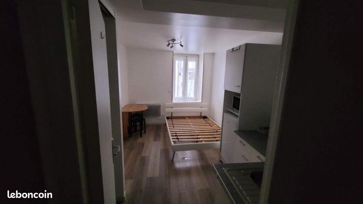 Appartement 1 pièce 20 m² · à Clermont-Ferrand · 20 m² · 400 €/mois