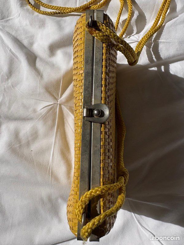 Sac à main jaune vif en rotin💛vintage années 60 (image 3)