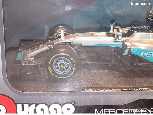 1:18 Mercedes F1 W07 Nico Rosberg 2016 (Neu (gemäss Beschreibung)) in