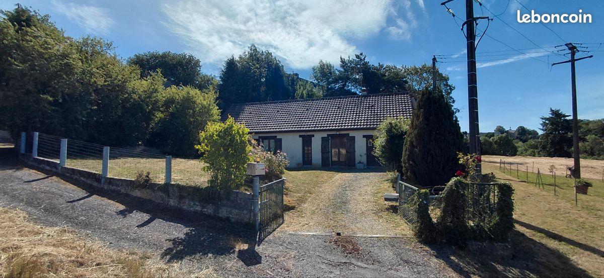 Maison 4 pièces 89 m² · à Bourganeuf · 89 m² · 97 000 €