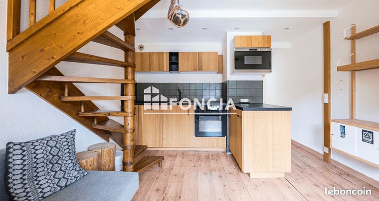 CRETE COTE VILLAGE - Agréable T4 Duplex avec 1 parking couvert