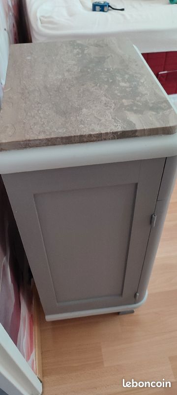Table de chevet (image 3)