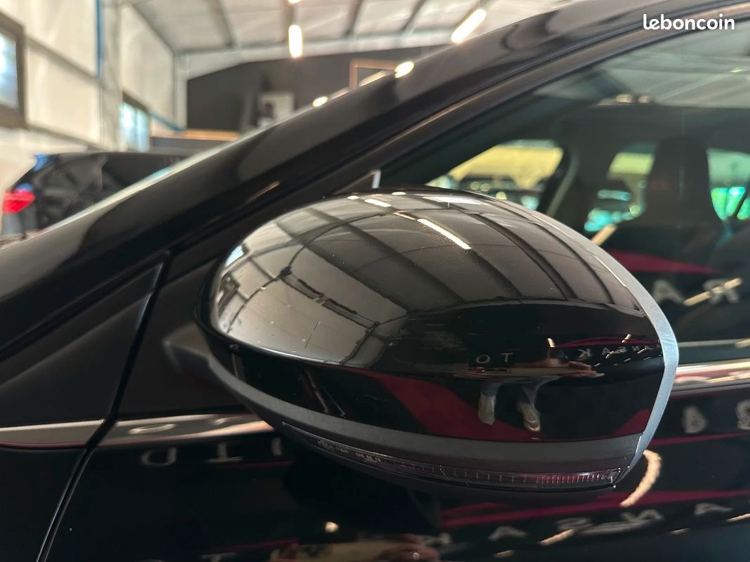 RENAULT MEGANE IV BERLINE TCe 280 EDC RS - TOIT OUVRANT (image 46)