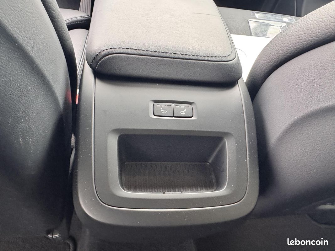 VOLVO XC60 B4 197 ch Geartronic 8 Plus Style Chrome (image 11)