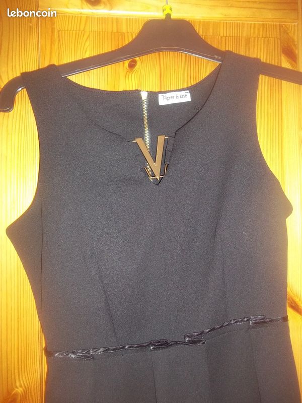 Robe noire en taille S de chez Piper & June (image 2)