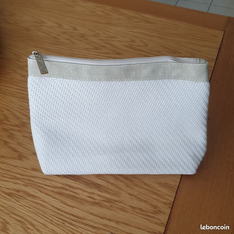 Trousse De Maquillage Clarins Turquoise - En Coton Avec Fermeture éclair - Neuf Sans étiquette - Pratique Et Stylée