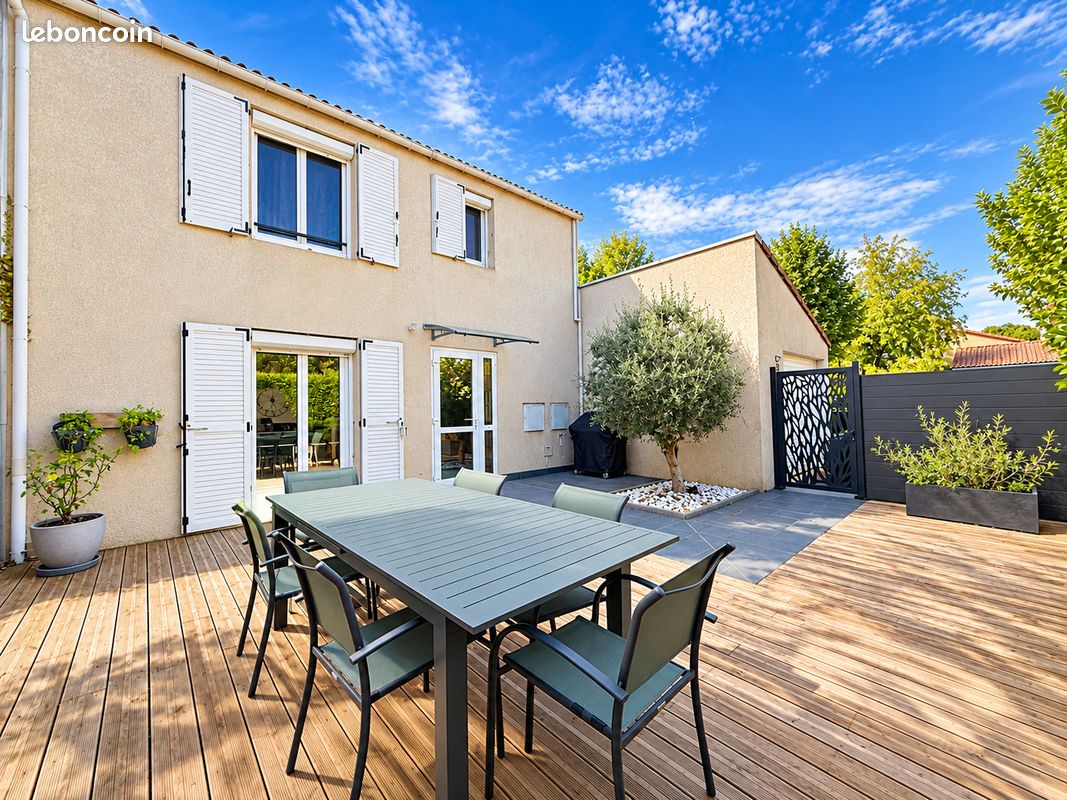 Maison 5 pièces 94 m² · à Communay · 94 m² · 395 000 €