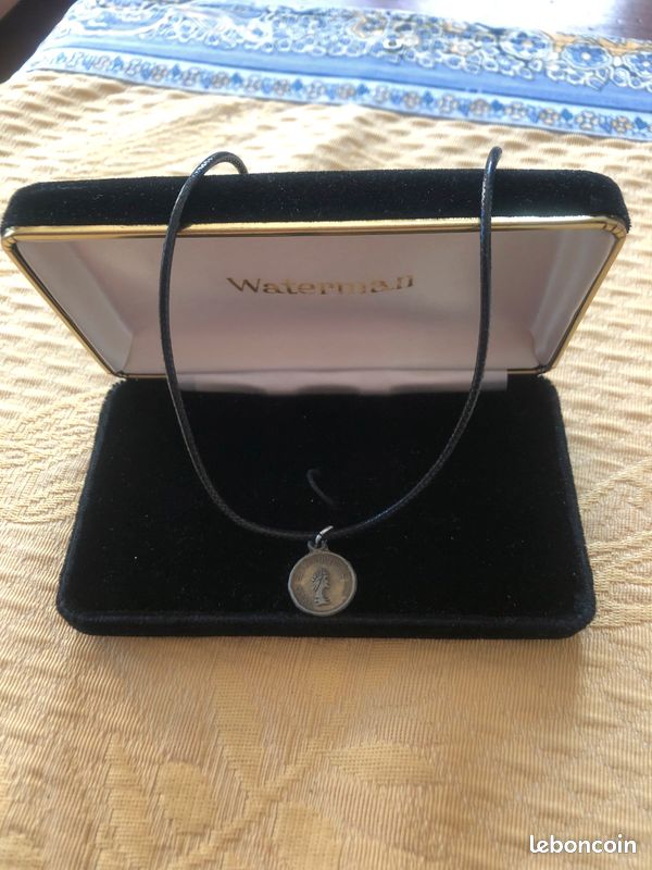 Collier médaille ancienne anglaise (image 2)