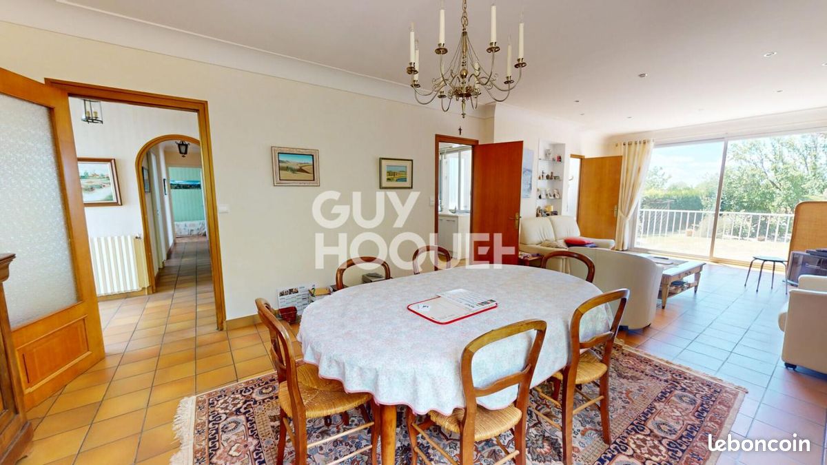 Maison 8 pièces 126 m² · à Machecoul-Saint-Même · 126 m² · 250 000 €