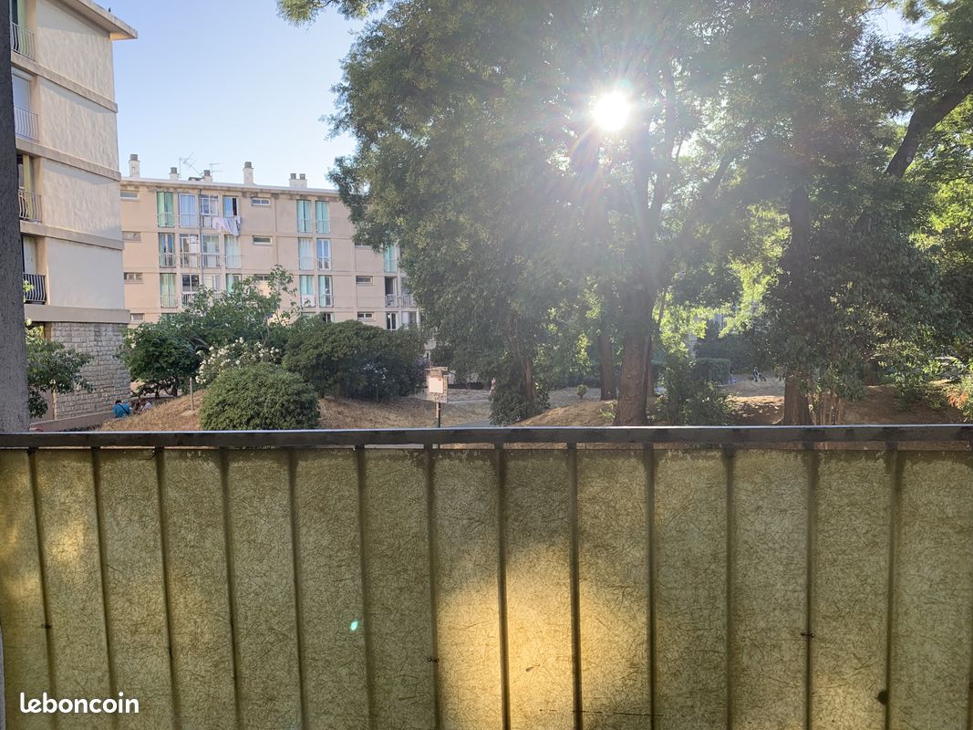 Appartement 3 pièces 59 m² · à Marseille · 59 m² · 898 €