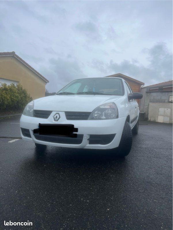 Renault Clio 2 Campus (image 1)