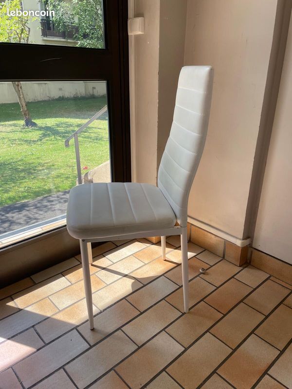 Chaise blanche x3 (image 2)
