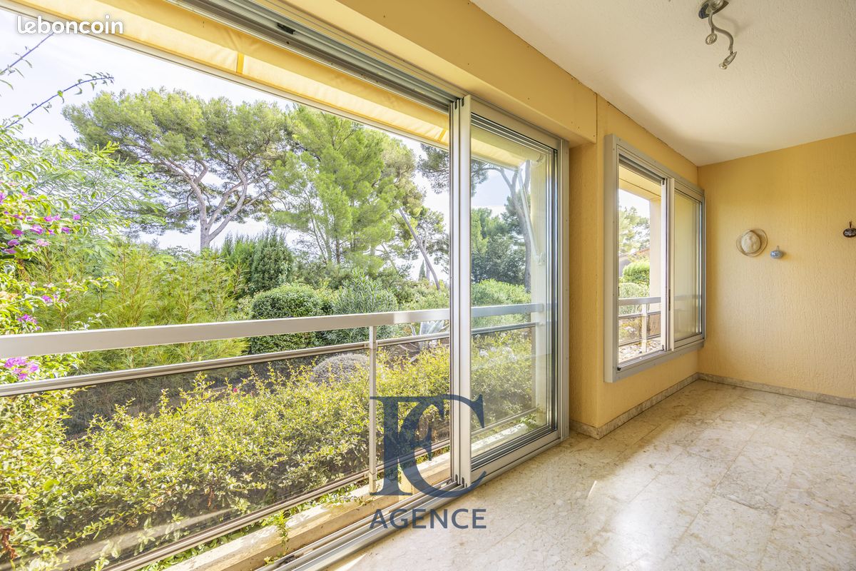 Appartement 3 pièces 95 m² · à Sanary-sur-Mer · 95 m² · 659 000 €