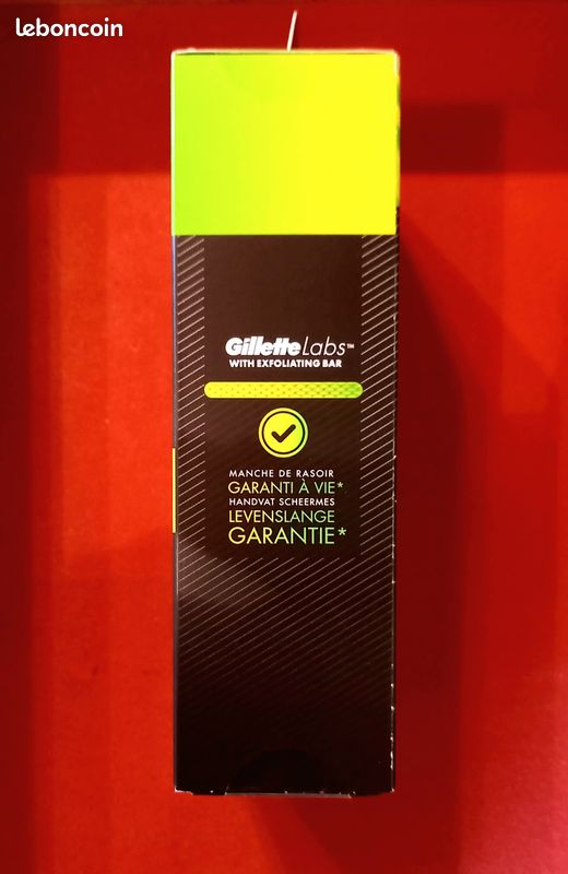 Rasoir GilletteLabs Neon Night Edition - Barre Exfoliante - 5 Lames - Neuf Scellé