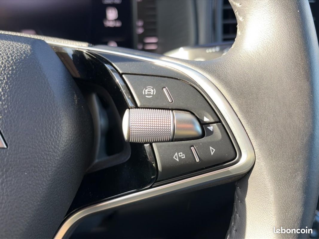 SKODA KAROQ 1.5 tsi 150 selection dsg7 (image 19)