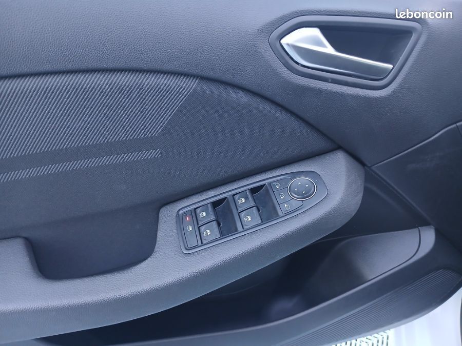 Renault Clio V 1.0 TCe 90 BVM6 ESPRIT ALPINE GPS 9.3" Cockpit JA17 (image 29)