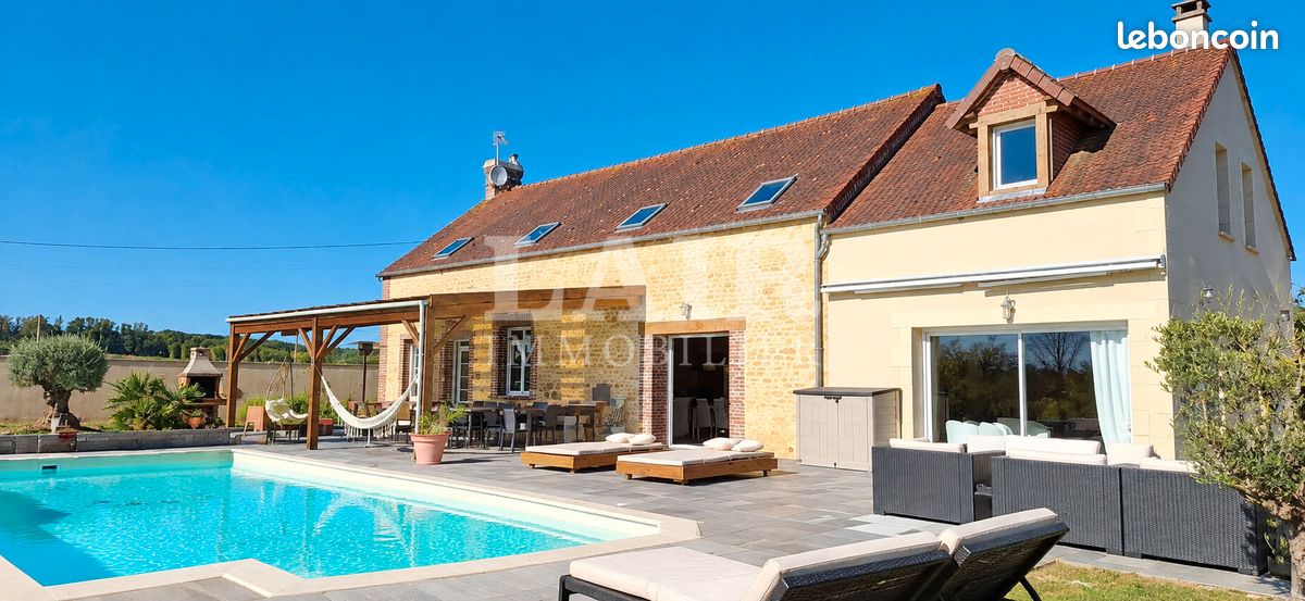 Maison 9 pièces 234 m² · à Sées · 234 m² · 399 900 €