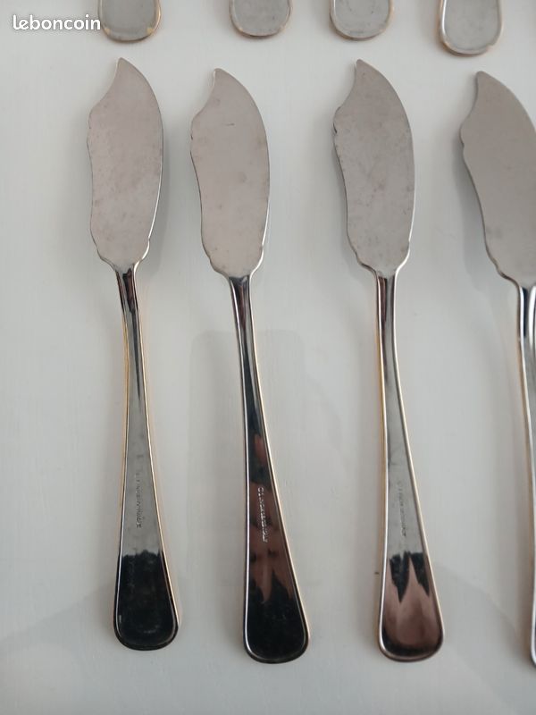 Buyer Star 12pcs cuillères à bouillon rondes, kit d'ustensiles en acier inoxydable doré pour cuisine à domicile et restaurant, cuillères à soupe polies miroir