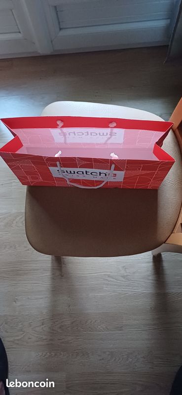 Pochette sac Swatch rouge (image 4)
