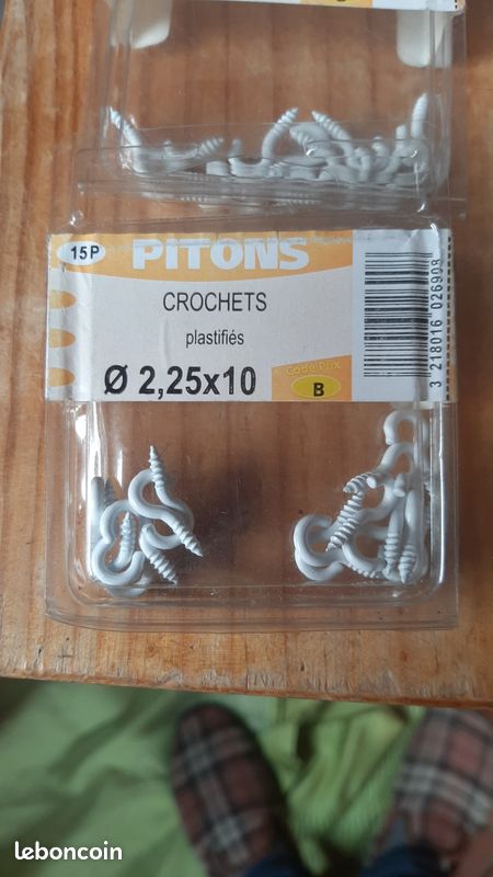 Boites ou sachets pitons crochets divers (image 3)