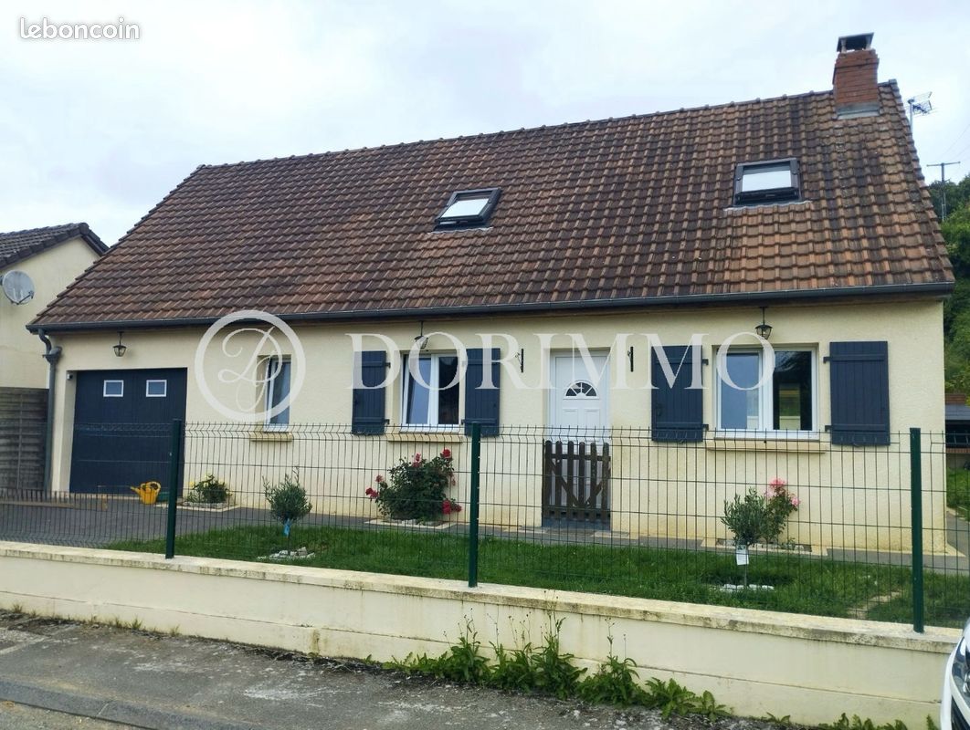 Maison 5 pièces 126 m² · à Marseille-en-Beauvaisis · 126 m² · 204 500 €