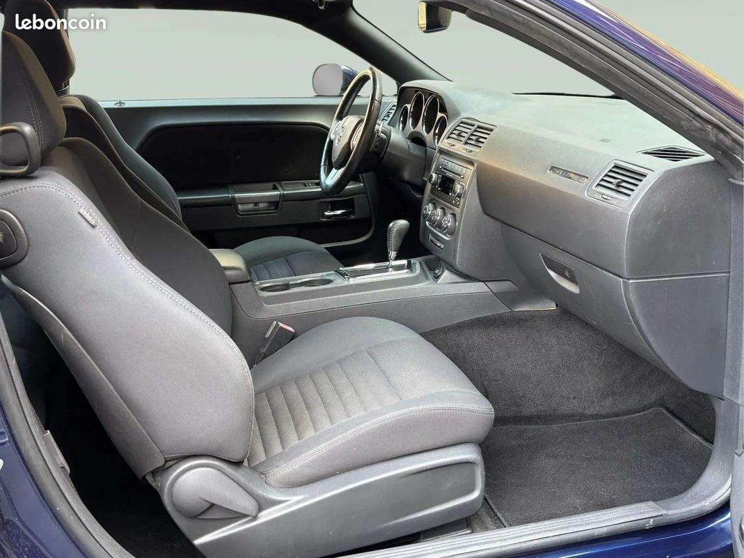 Dodge CHALLENGER R/T * 5.7 V8 HEMI * Boîte Automatique * Cuir * Caméra * Échappement Sport * Pack Sport (image 22)