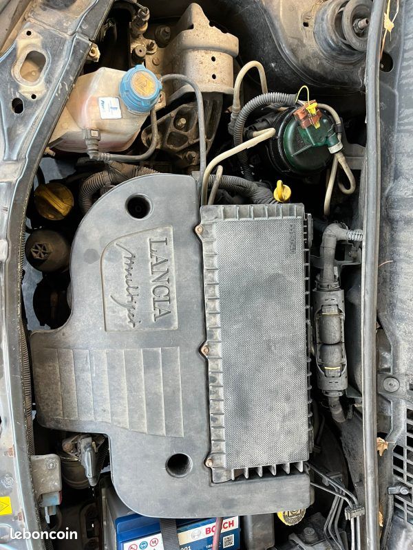 🚗 LANCIA Y 1.3 MULTIJET 16V ⚙️Full options ☀️ Toit ouvrant ❄️ Climatisation 🪑 Sièges en cuir (image 28)