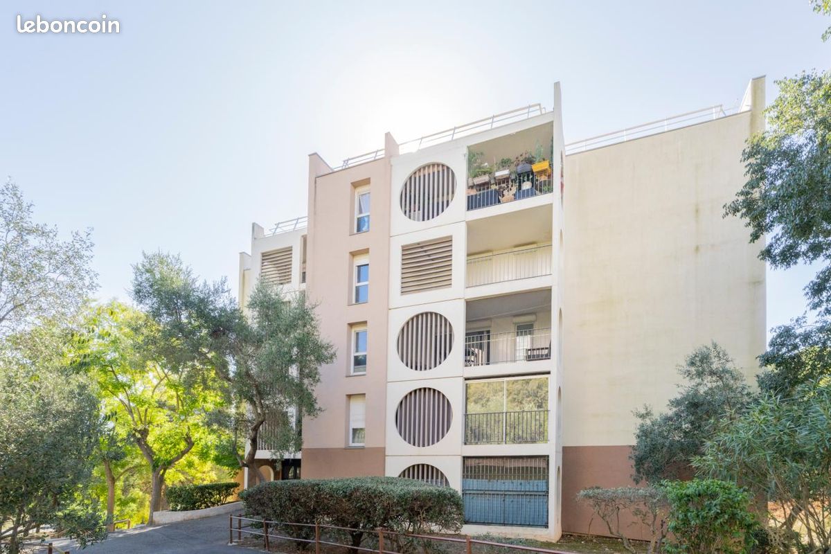 Appartement 4 pièces 81 m² · à Martigues · 81 m² · 144 700 €