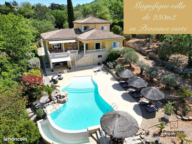 Maison 6 pièces 230 m²