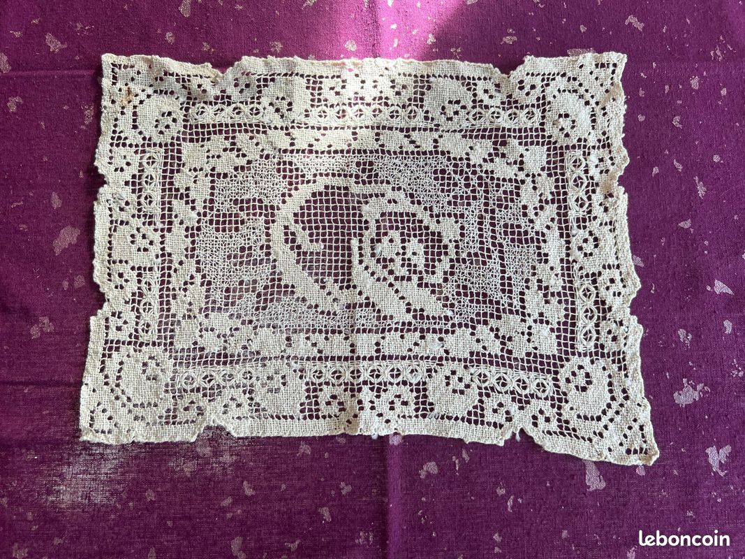 Succession broderie dentelle: set de table 34 x 25 cm - vintage ancien (image 1)