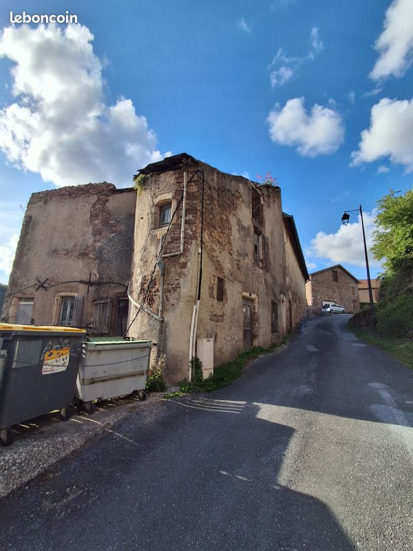 Maison 5 pièces 100 m² · à Camarès · 100 m² · 28 000 €