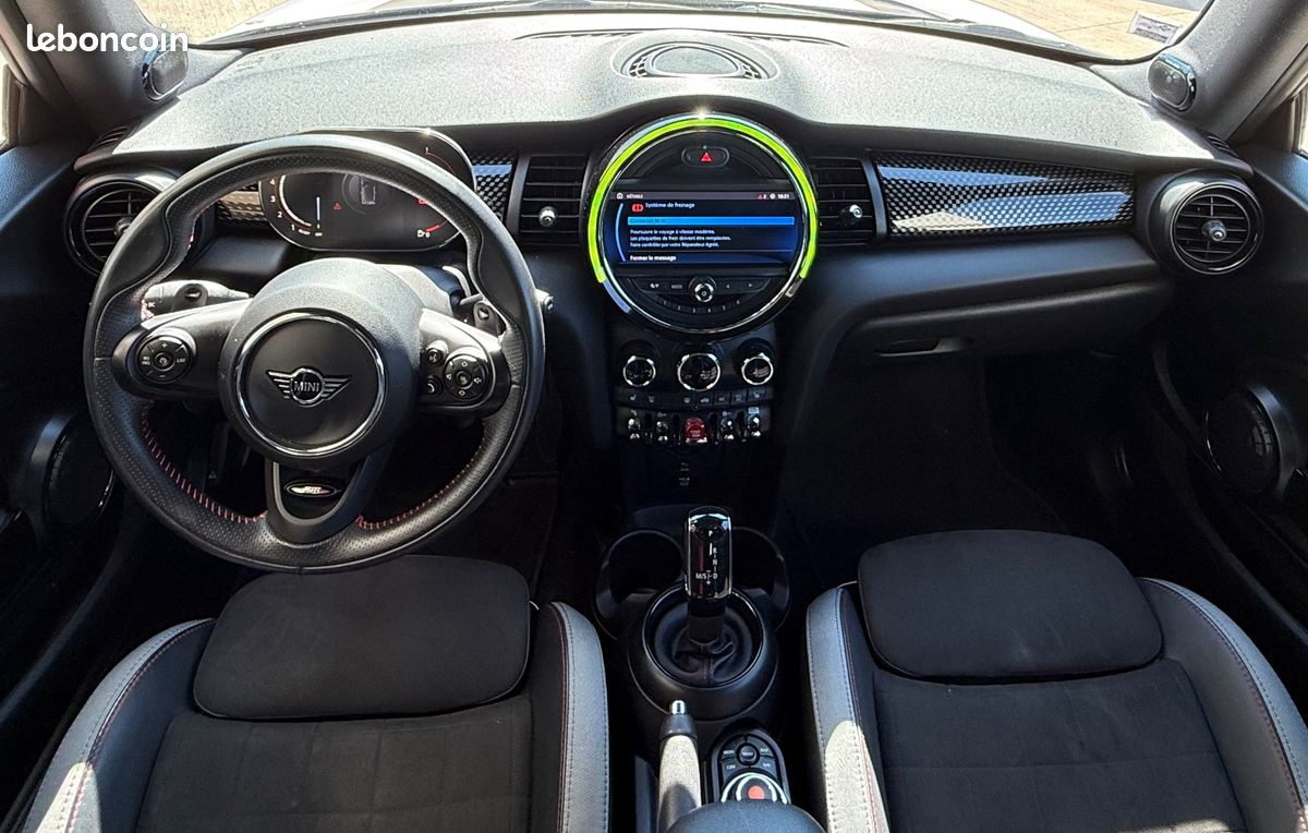 Mini mini iii (2) (f56) hatch 2.0 jcw 231 bva8 jcw + sièges av chauffants + carplay (image 11)
