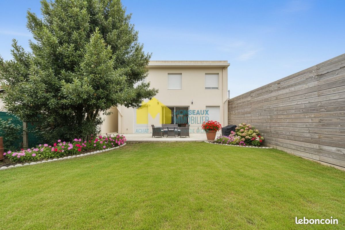 Maison 7 pièces 165 m² · à Sainte-Geneviève-des-Bois · 165 m² · 445 000 €