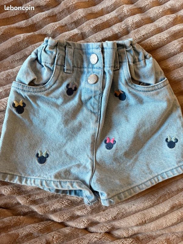 Short en jean 12-18 mois / 80 cm·Neuf sans étiquette·Disney Baby (image 1)