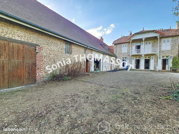 Maison 8 pièces 196 m²