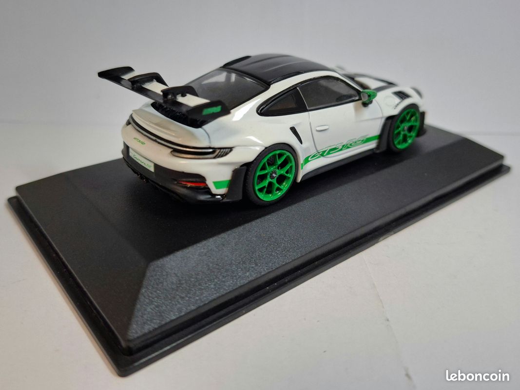 Porsche 911 (992) GT3 RS 2023 1/43 Solido Neuf boite d'origine (image 5)