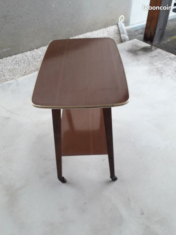 Table télévision (image 1)
