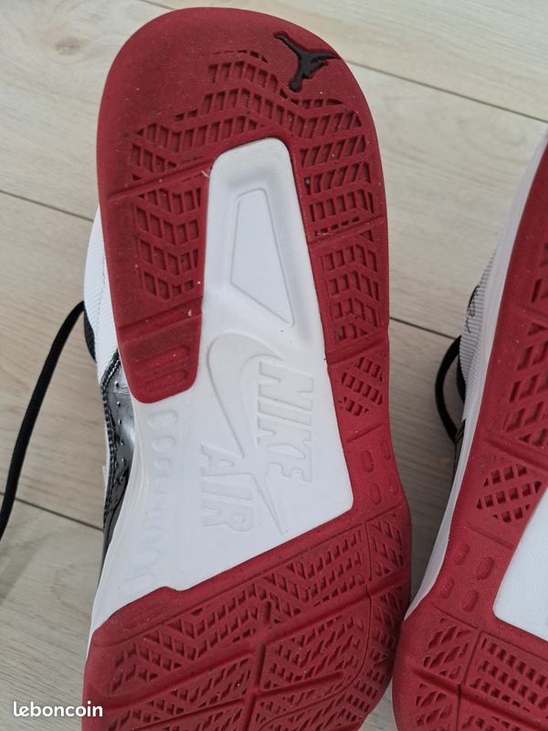 Jolie Baskets Jordan Stay Loyal 3 Marque Nike (image 3)