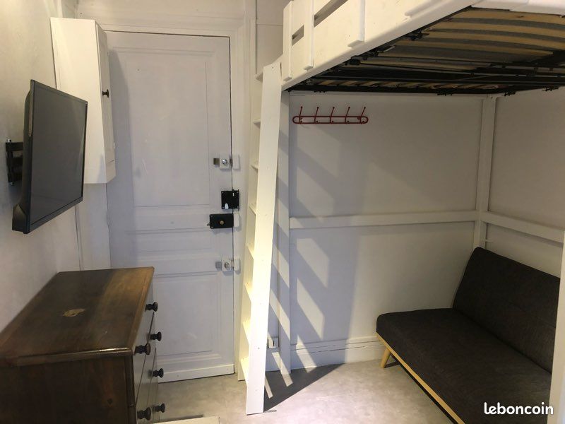 Appartement 1 pièce 9 m² · à Paris · 9 m² · 107 000 €