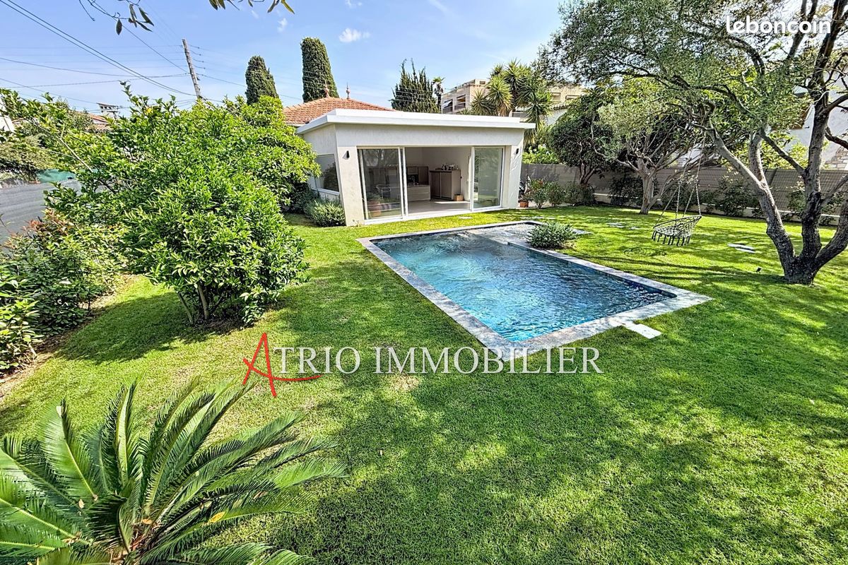 Maison 4 pièces 105 m² · à Cagnes-sur-Mer · 105 m² · 1 130 000 €
