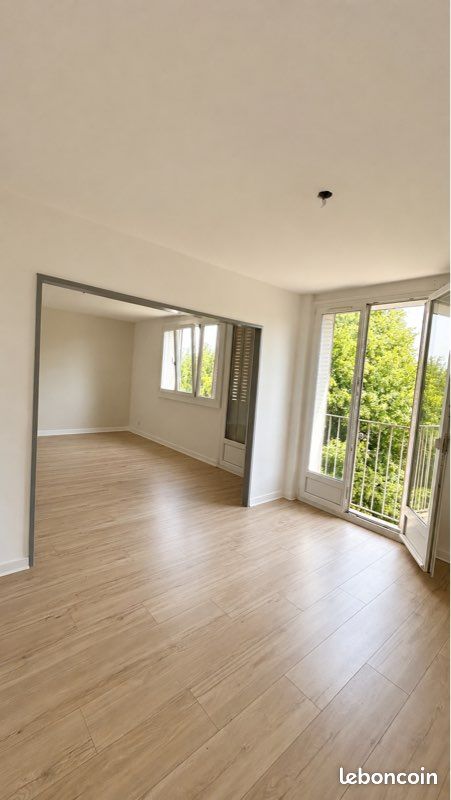 Appartement 3 pièces 72 m² · à Besançon · 72 m² · 980 €