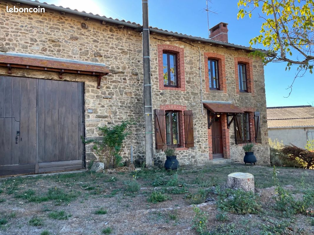 Maison 4 pièces 100 m² · à Droux · 100 m² · 82 500 €