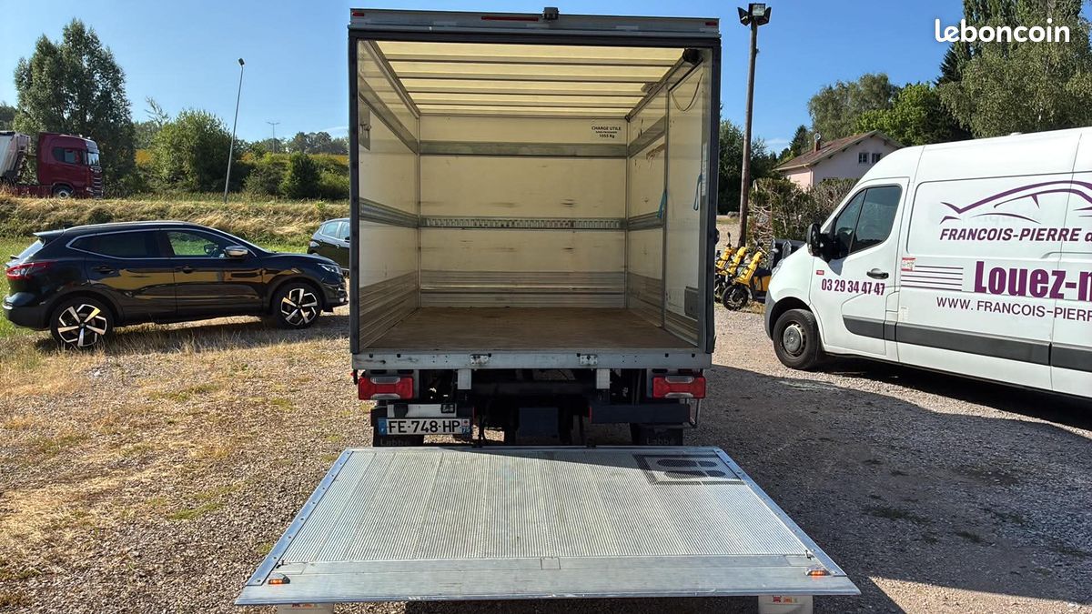 Iveco DAILY 35S14 Hayon GNV à 11 000 HT (image 3)
