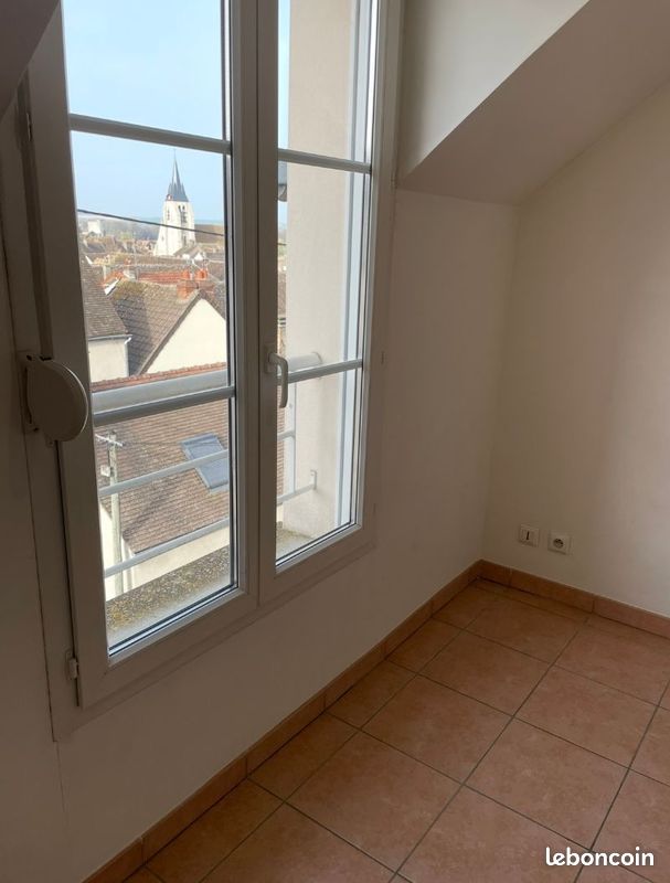 Appartement 3 pièces 69 m² · à Pont-sur-Yonne · 69 m² · 123 000 €