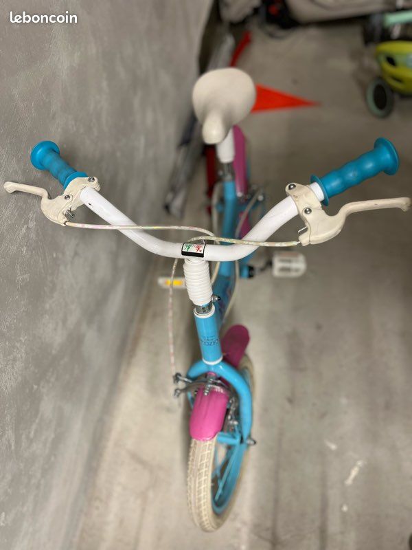 Vélo enfant - Reine des neiges (image 2)