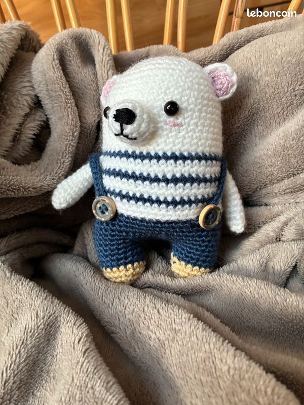 Petit Ourson Gris en Crochet - Jeux & Jouets